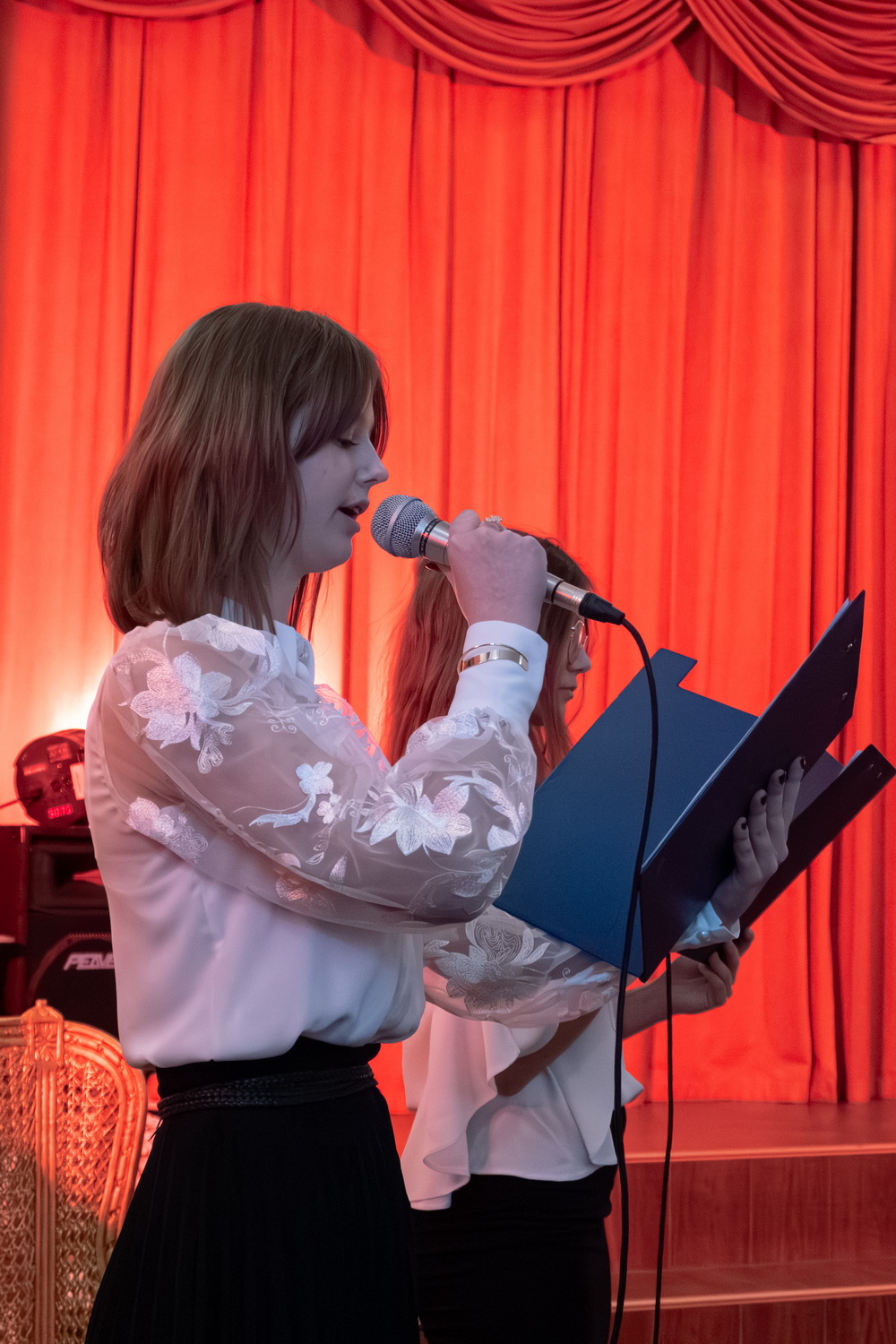 Zdjęcie 06.11.2025 Czytanie Narodowe-3491310da-380a-4733-aafa-af398b3115fc.jpg w galerii Narodowe Czytanie poezji Jana Kochanowskiego A. D. 2025